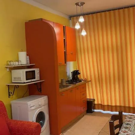 شقة Monolocale Signorile كاستيلاّماري ديل غو